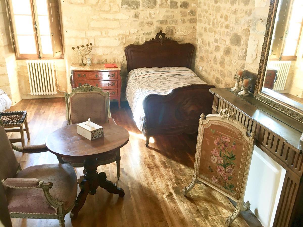 Les Petits Cousins Du Quebec - Chambres D'Hotes A ดอมม์ ภายนอก รูปภาพ